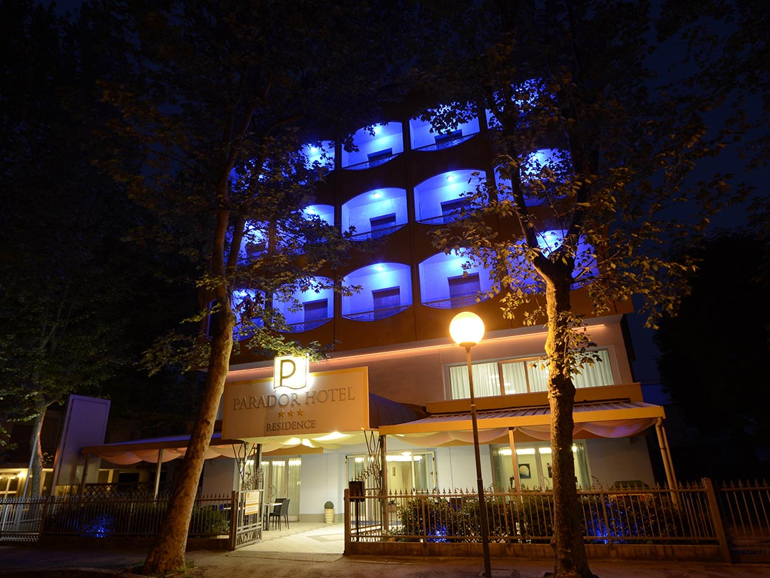 parador-notte.jpg
